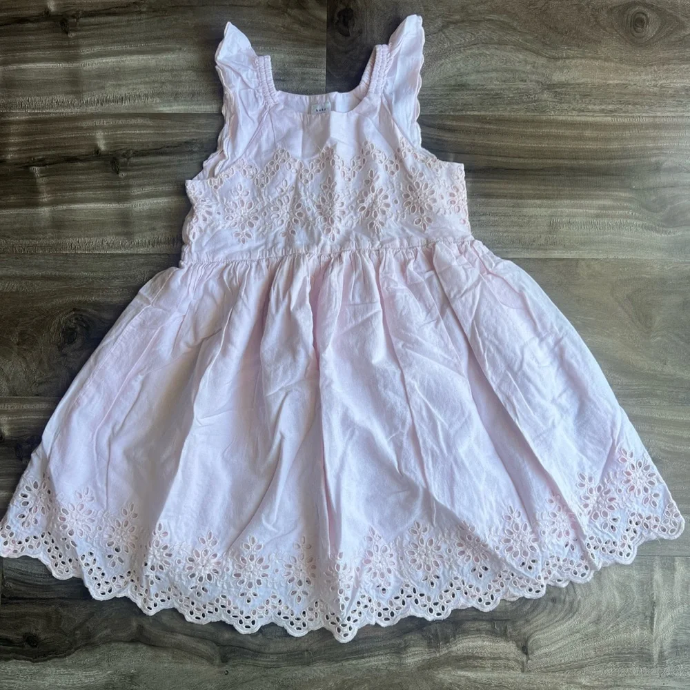 Gap kids Pink bush Eyelet Kids Dress size 4